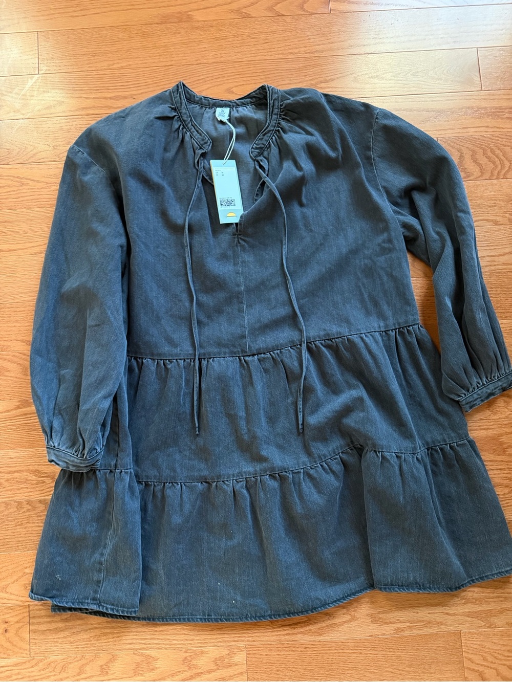H&M Charcoal Tiered Long-Sleeve Tunic Dress